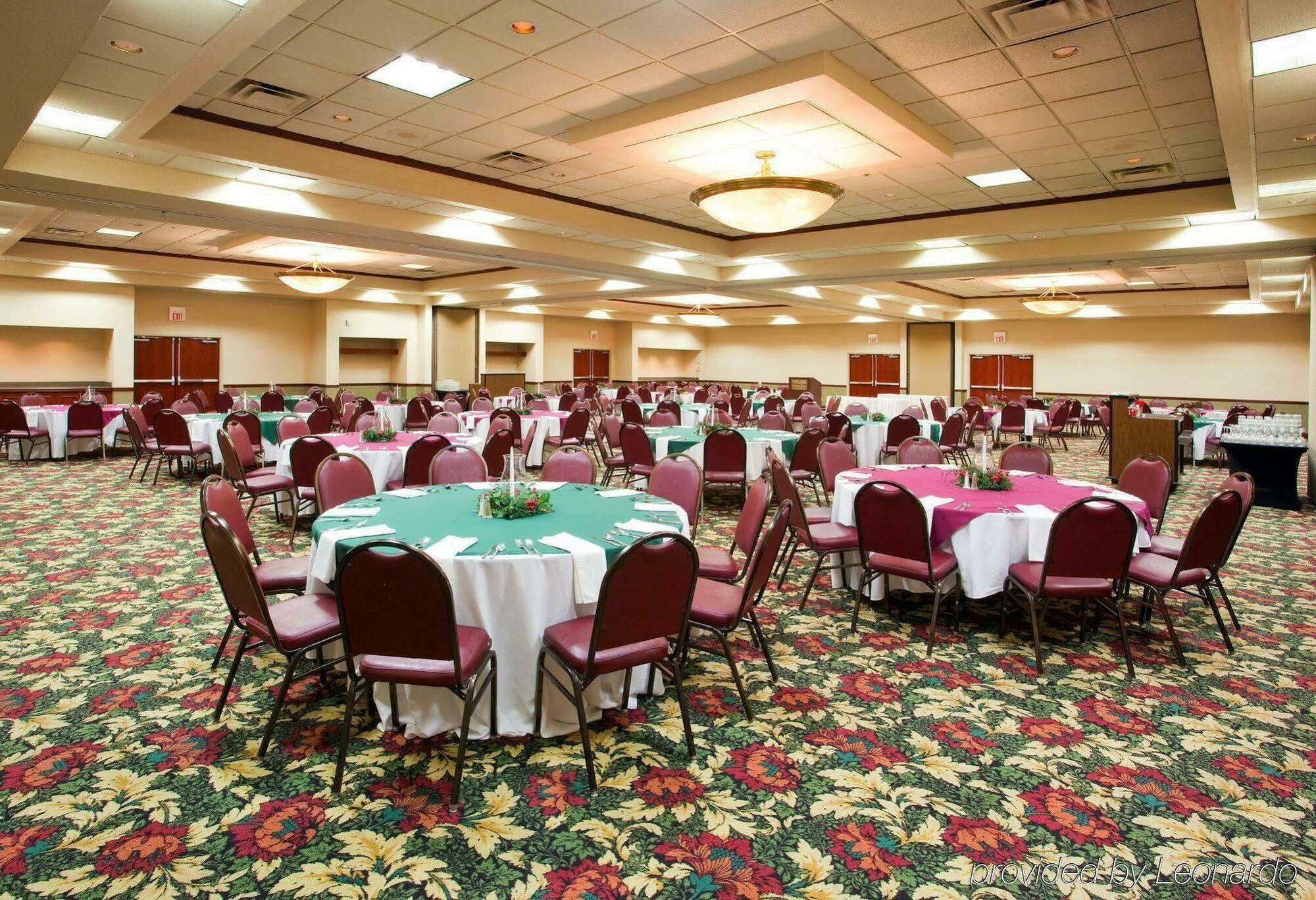 Holiday Inn Dayton/Fairborn I-675 By Ihg Εξωτερικό φωτογραφία